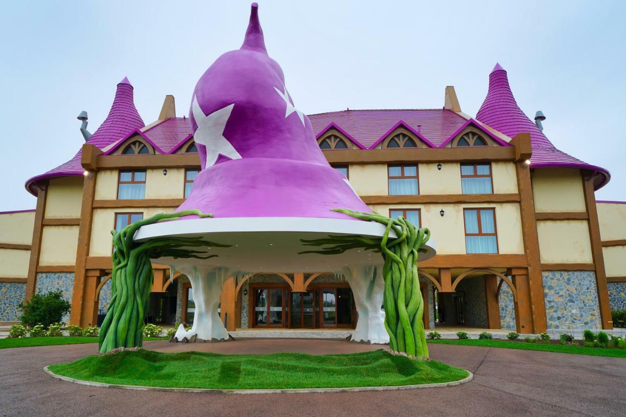 Gardaland Magic Hotel Castelnuovo del Garda Bagian luar foto